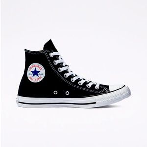 Black converse hi- tops.  Worn 1x indoors
Womens 6.5/Mens 4.5 WIDE